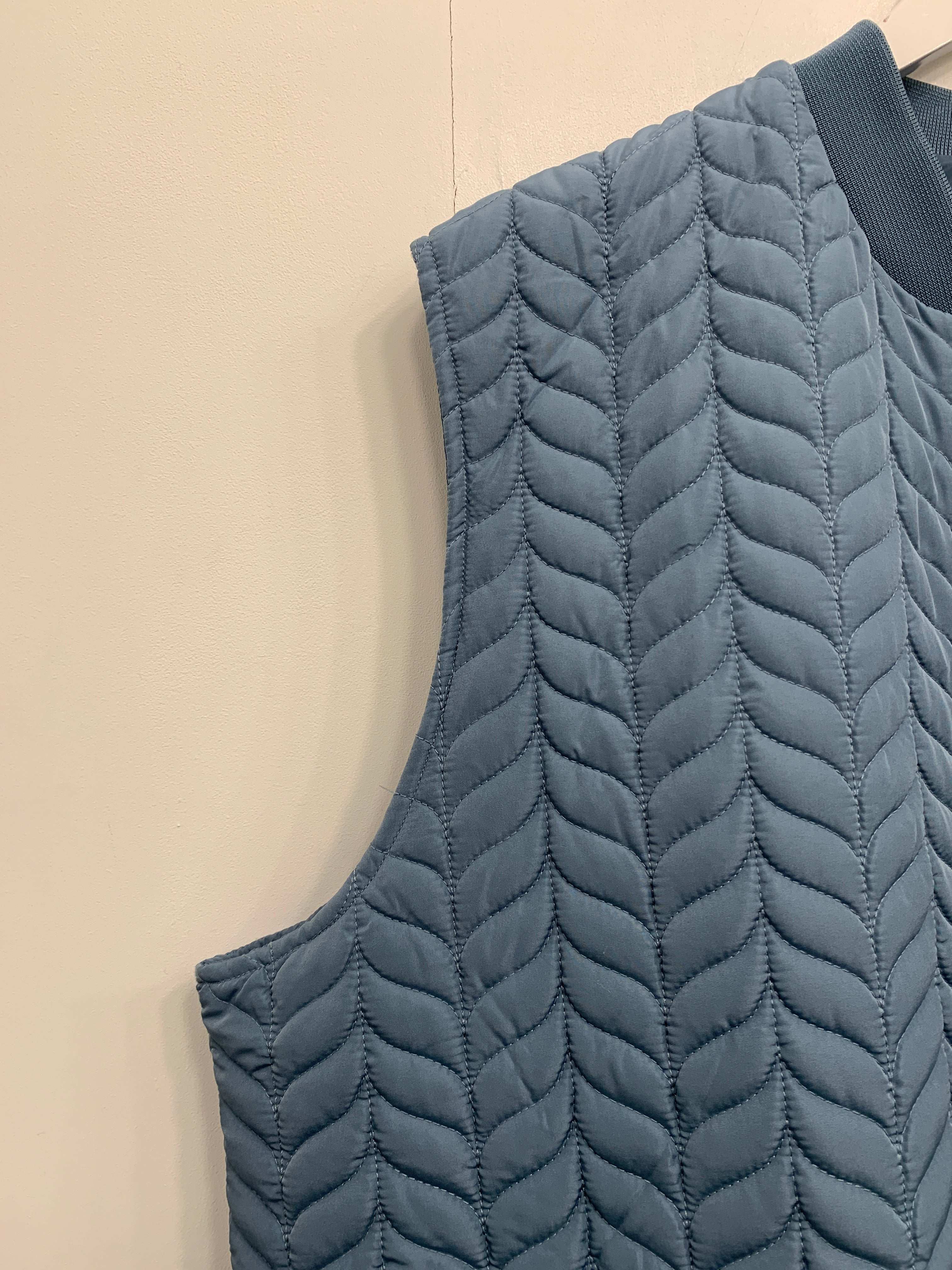 Cassiopeia Vest